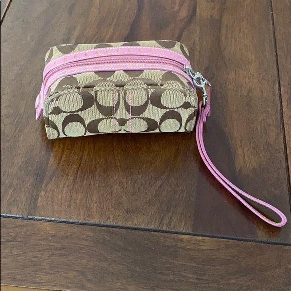 Coach Cosmetics Bag - Picture 1 of 12